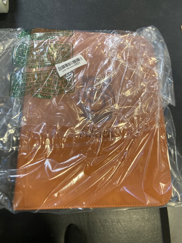 Photo 1 of Altered PREMIUM ZIP-UP ALBUM - Officially Licensed Card Collector's Binder with 360 Double-Sleeved Card Capacity, 20 Side-Loading Pages, Retro Leatherette Cover & Microfiber Lining, Made by Gamegenic