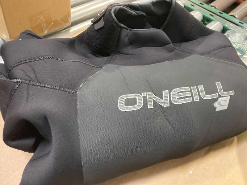Photo 1 of O'Neill Wetsuits Men's Epic 3/2mm Back Zip Full Wetsuit, Black/Black/Black, Medium
