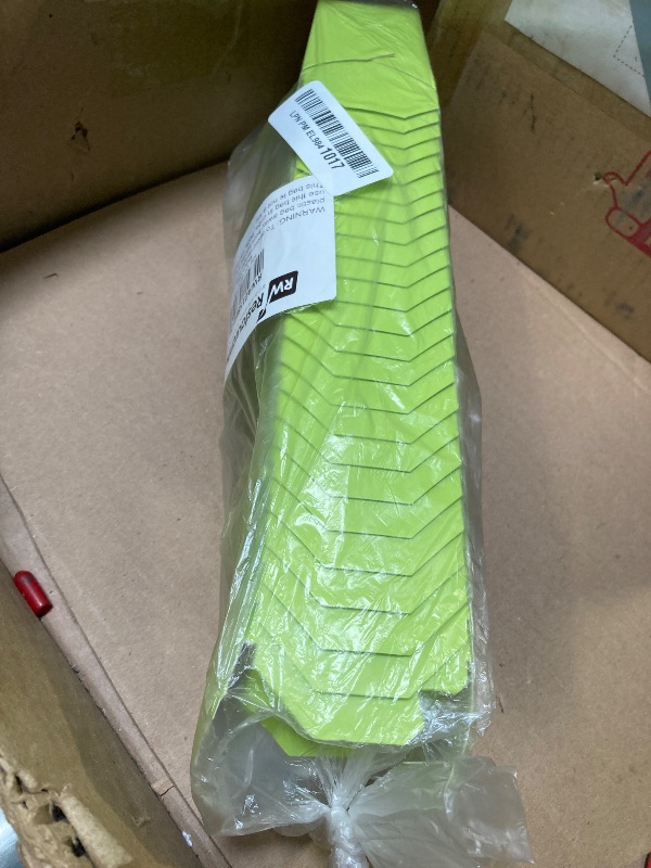 Photo 1 of Restaurantware-8 Ounce Noodle Take Out Boxes, 25 Disposable Food To Go Boxes - Tab-Lock, Stackable, Green Paper Take Home Boxes, Greaseproof, For Restaurants, Catering, And Parties