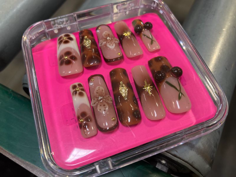 Photo 1 of  Press On Nail Fake Nails 