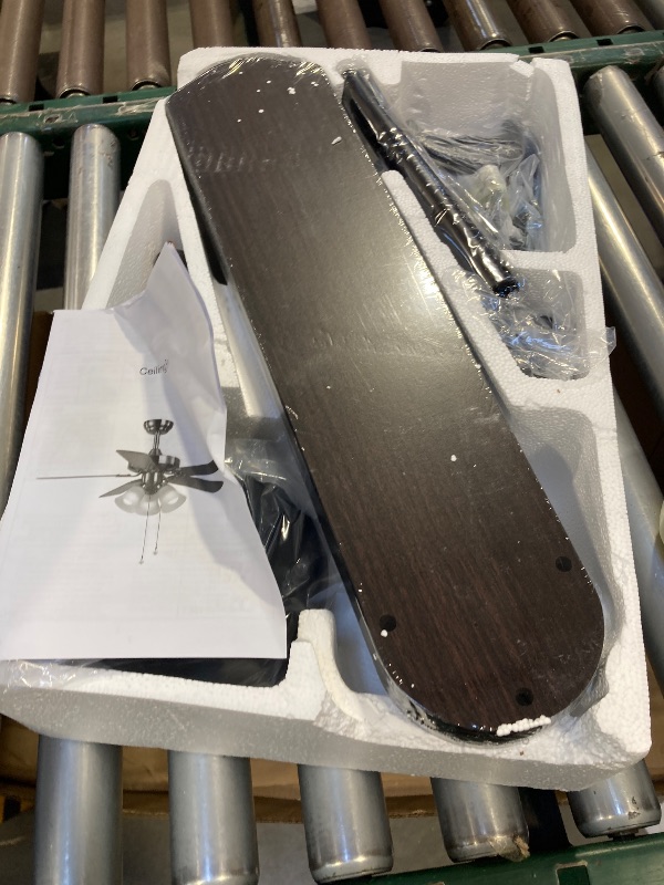 Photo 1 of 52'' inch indoor ceiling fan with pull chain