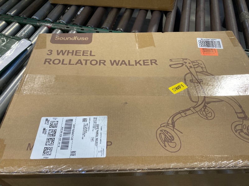 Photo 1 of 3 wheels Rollator walker