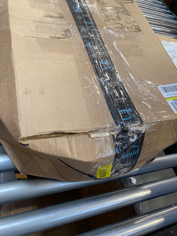 Photo 1 of 8x10 Are rug 