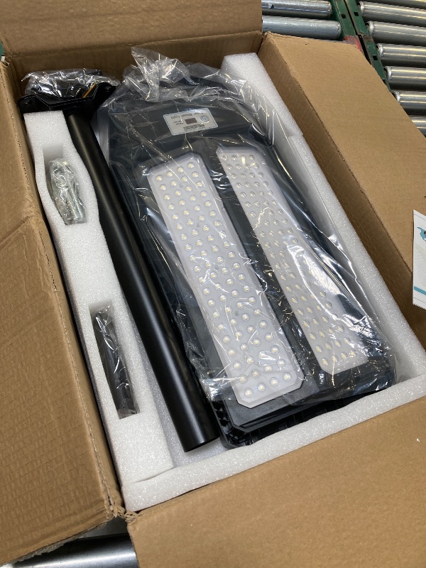 Photo 1 of 6000W Solar Street Lights Outdoor, 7000K Solar Light Outdoor LED Street Light Dusk to Dawn, LED Wide Angle Lamp with Motion Sensor and Remote Control, for Parking Lot, Yard, Count of 2