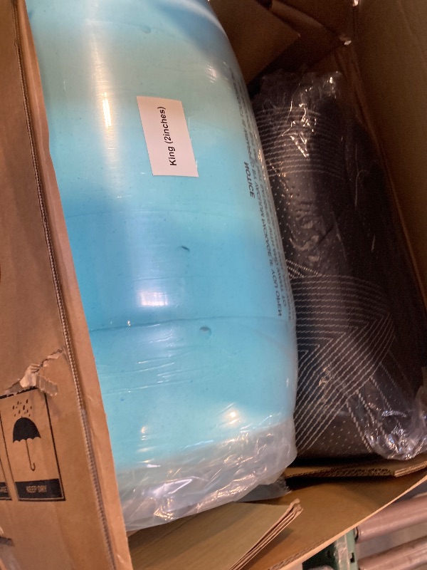 Photo 1 of King size mattress topper 