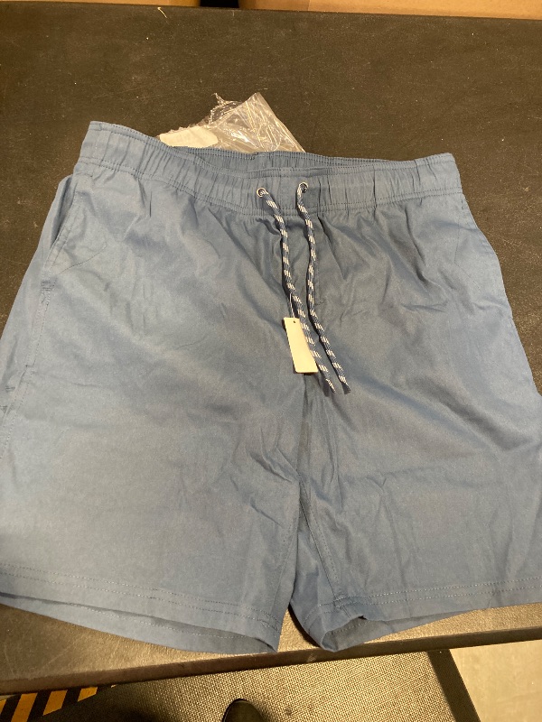 Photo 1 of liberty pro mens shorts size medium