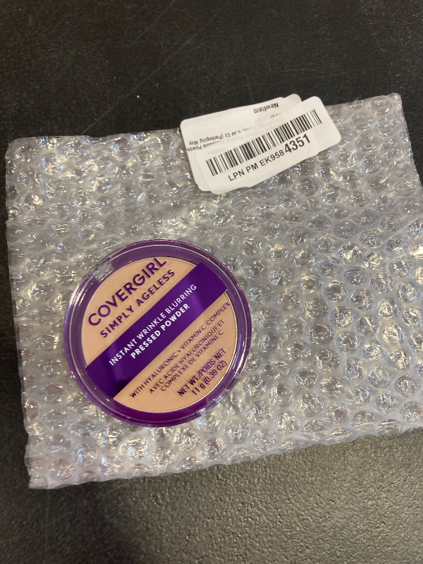 Photo 1 of Covergirl TruBlend Pressed Blendable Powder, Translucent Honey, 0.39 Oz (Packaging May Vary)