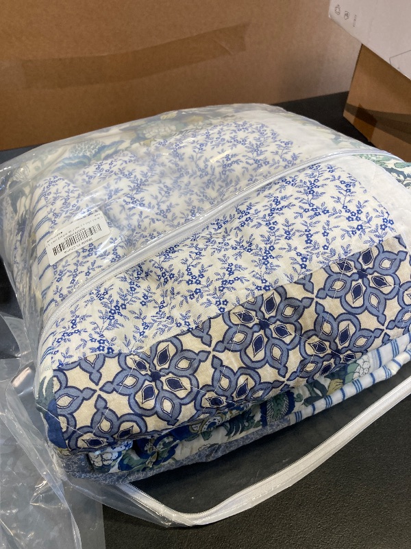 Photo 1 of camandy Cotton Bedspread Quilt Bedding Sets,3 Pieces Reversible Coverlet Sets Comforters, Blue White Vintage Floral Paisley Bedspread, Queen Size