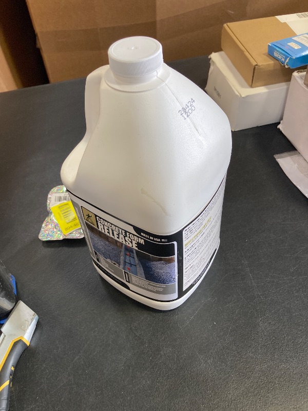 Photo 1 of Akona Concrete Form Release - Release Agent for Forms, Tubes, Sculpture Molds, Casting, and More, Liquid, Non-Stick, Non-Staining (1 Gallon)