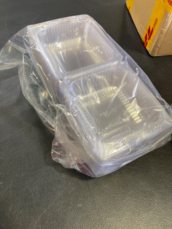 Photo 1 of 100 Count Clear Plastic Hinged Take Out Containers Clamshell Takeout Tray Food Clamshell Containers Outside Diameter for Dessert, Snacksetc, Cakes Slice, Cookies, Salads