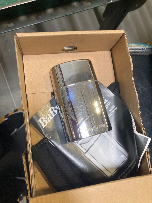 Photo 1 of BaBylissPRO Barberology Foil Shaver FXFS1 SILVERFX Professional High-Torque Shaver