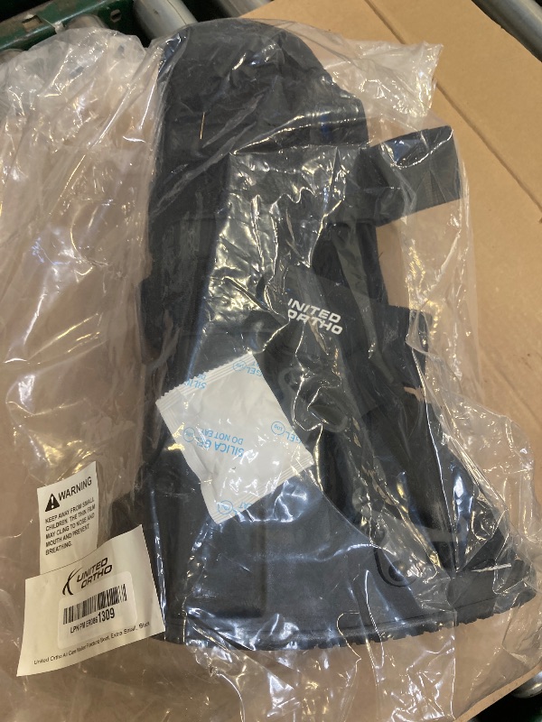 Photo 1 of United Ortho Air Cam Walker Fracture Boot, Extra Small, Black