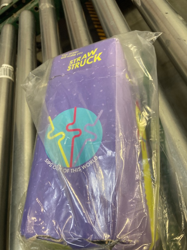 Photo 1 of 250CT STRAWS 