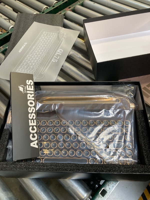 Photo 1 of YUNZII QL75 Wireless Typewriter Hot Swap Retro Mechanical Keyboard,Punk Round Keycaps,RGB Backlit QMK/VIA Programmable, Multi-Device Keyboard with 2.4GHz/Type-C/BT5.0 (Wood, Cocoa Cream V2 Switch)