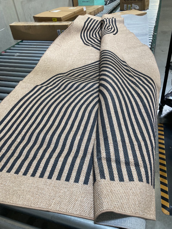 Photo 1 of 9X6 AREA RUG 