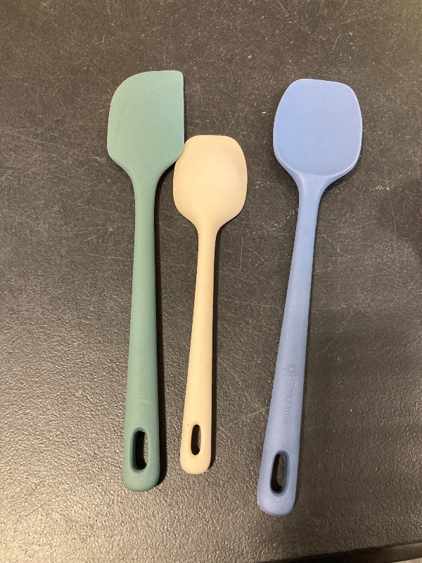 Photo 1 of 3 PCS SILICONE COOKING UTENSILS