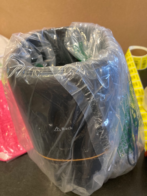 Photo 1 of 2025 Upgraded Automatic Cat Feeder - 4L Timed Auto Pet Feeder for Cat and Dog with Dry Food Dispenser, 180-day Battery Life, 1-6 Meals Per Day, 1-16 Portion, Desiccant Bag Keeps Food Fresh