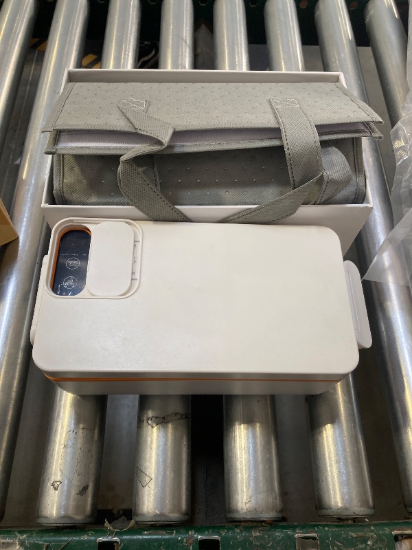 Photo 1 of Charging Insulated Lunch Box