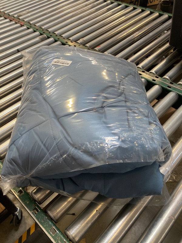 Photo 1 of Bedsure Comforter Duvet Insert - Quilted Comforters Full Size, All Season Duvet, GentleSoft Down Alternative Bedding, with 8 Tabs, Gifts for Women/Men, Dark Slate Blue, Full 86 x 82 Inches
