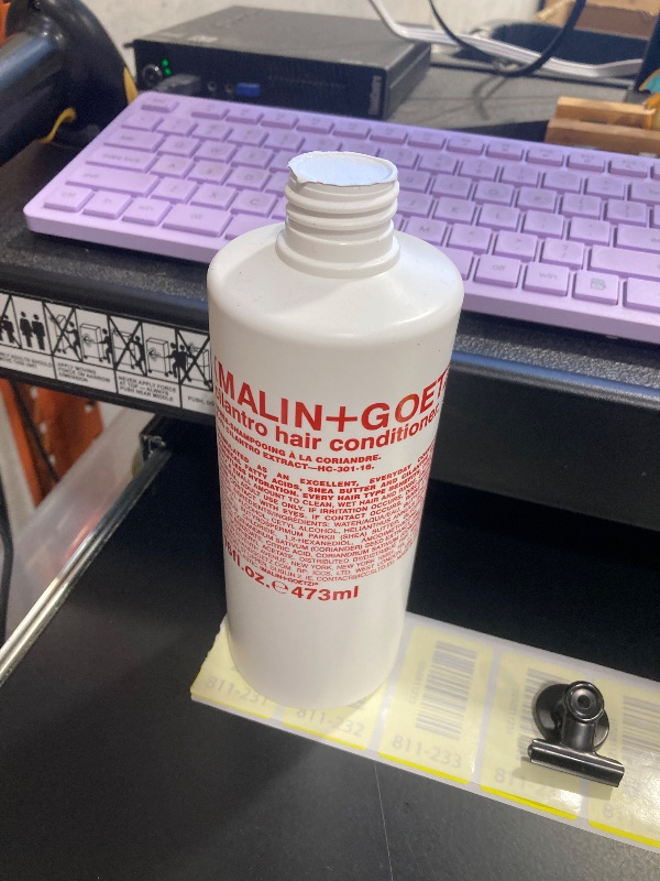 Photo 1 of MALIN+GOETZ Cilantro Hair Conditioner | Everyday Essential Conditioner with Cilantro Extract, Shea Butter, Fatty Acids | Hydrates, Detangles, Reduces Frizz | Vegan, Cruelty-Free (8.5 oz/16 oz/Refill)