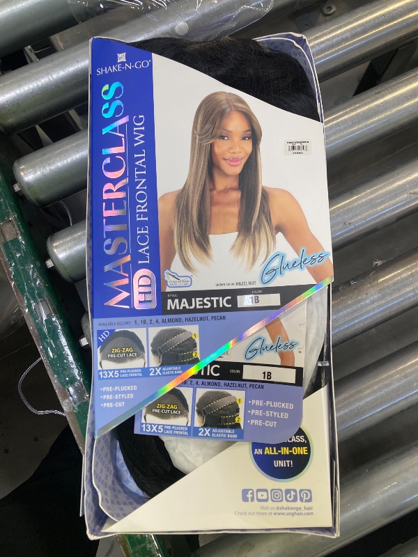 Photo 1 of -N-Go Masterclass Glueless 13X5 Pre-Plucked Hd Lace Front Wig - Royal (1B OFFBLACK)