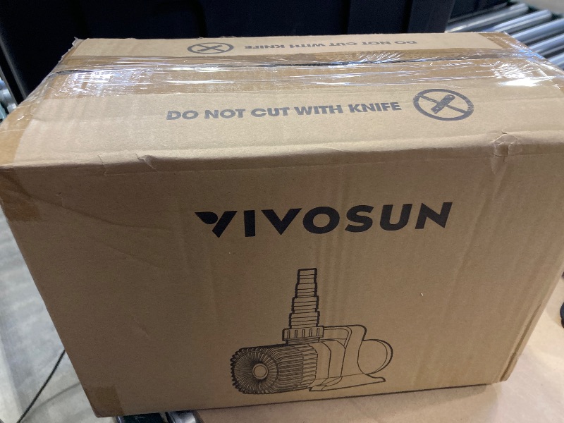 Photo 1 of VIVOSUN 2600 GPH Submersible Water Pump with Barrier Bag, Ultra Quiet 200W Pond Pump for Pond, Waterfall, Fish Tank, Statuary, Hydroponic, 20Ft. Lift Height