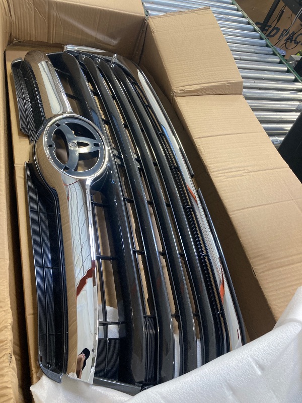 Photo 1 of GXARTS Chrome Bumper Front Upper Grill Grille 53102-0E040, 531010E200 Compatible with Toyota Highlander 2014-2016
