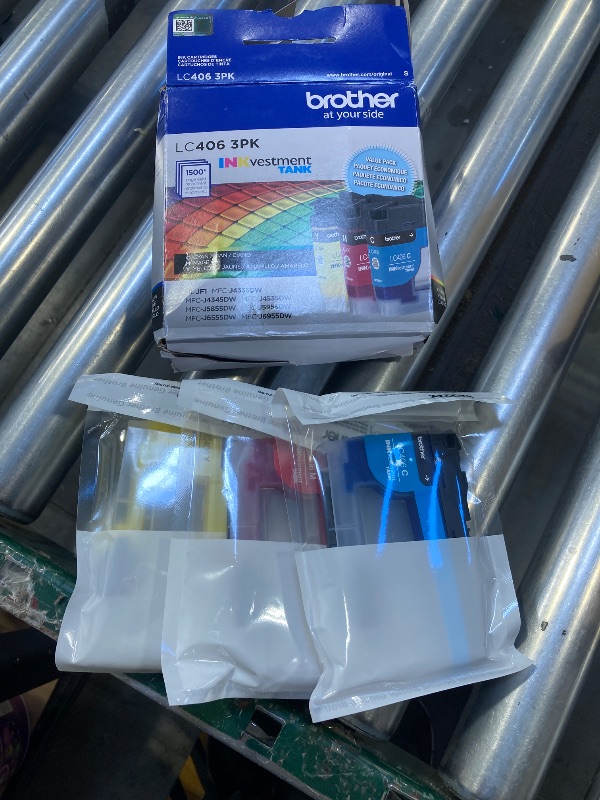 Photo 1 of Brother LC4063PK 3 Pack of Standard Yield Cyan, Magenta and Yellow -Ink -Cartridges