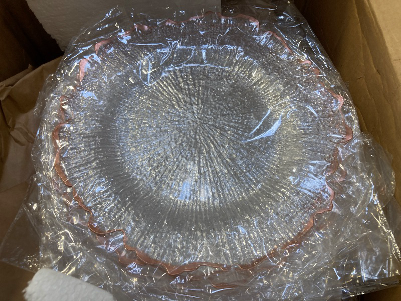 Photo 1 of 17 Pcs Flower Shaped Decorative Charger Plates, 12.6inch Plastic Table Chargers Plates with Flower-Shaped Rim, Clear Charger Plates for Weddings, Parties Decor (Clear, Rose Gold)