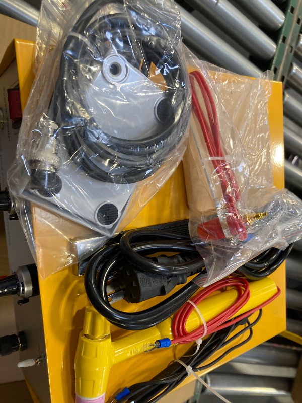 Photo 1 of Permanent Jewelry Welder kit Pulse Sparkle Spot Welder 400W Professional Jewelry Spot Welder with Foot Pedal Gold Silver Platinum Steel Welding Machine,110V-80A
