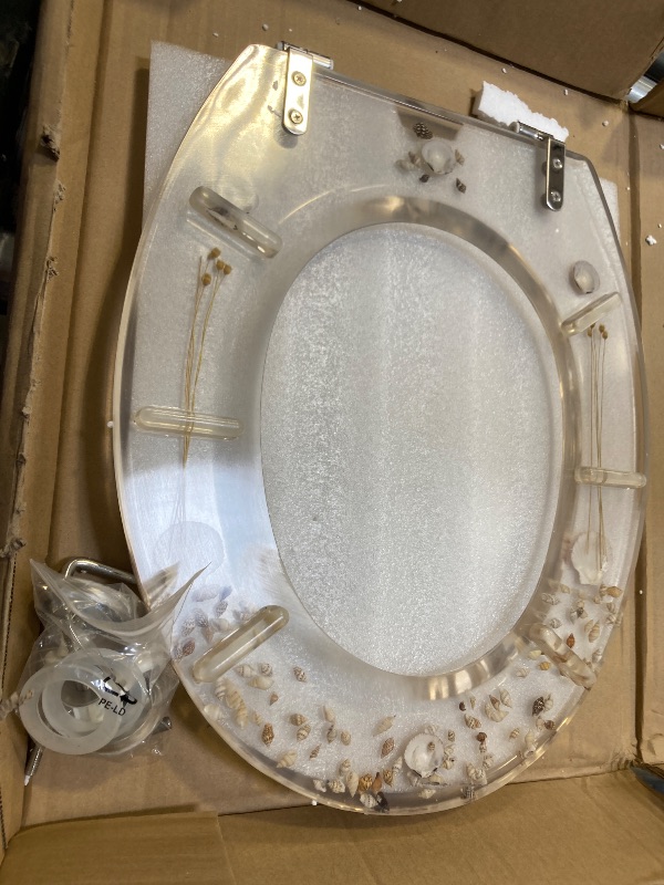 Photo 1 of Toilet Set