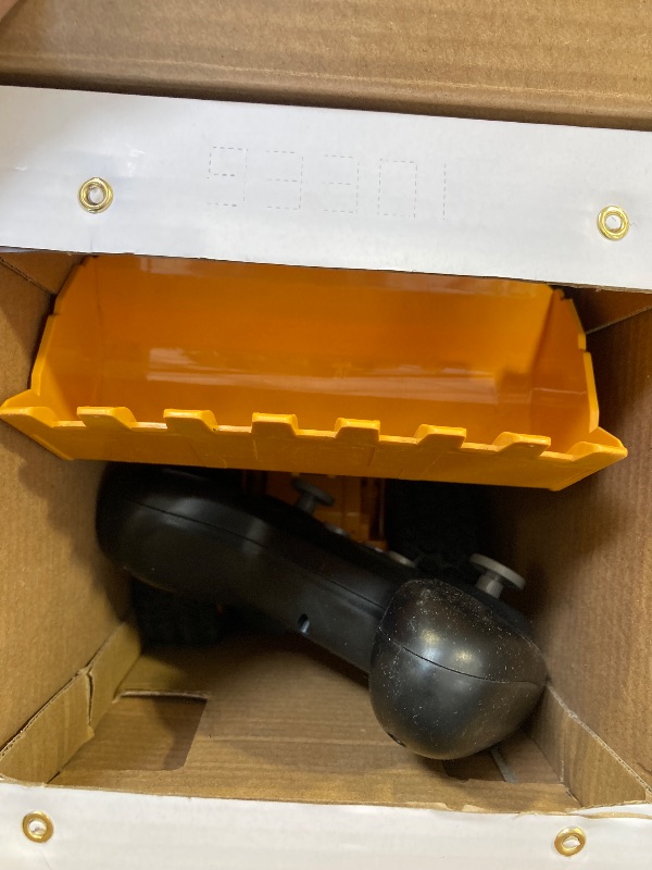Photo 1 of 9-Channel Remote Control Wheel Loader – 1:18 Scale Construction Toy, Realistic Sounds & Lights, All-Terrain TPR Rubber Tires, Perfect for Kids & Adults, 100-Minute Battery, Great Gift for Birthdays