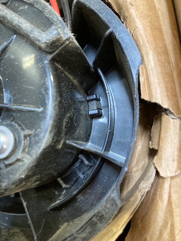 Photo 1 of A-Premium HVAC Heater Blower Motor Assembly Compatible with Nissan Vehicles - Rogue 2014-2019, Rogue Sport 2017-2019, 2.0L 2.5L, Sport Utility - Front Side, Replace# 27226-4BU0A, 272264BU0A