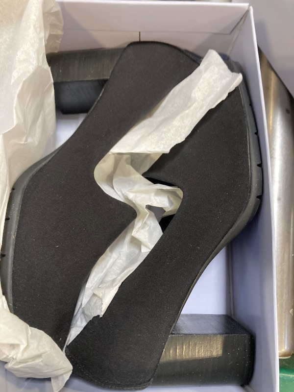 Photo 1 of Aerosoles Women's Midnight Pump, Black Stretch, 8W