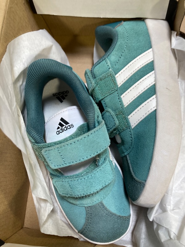 Photo 1 of adidas Unisex-Child VL Court 3.0 Hook & Loop, Powder Teal/White/Preloved Teal, 9.5 Toddler