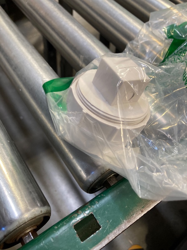 Photo 1 of 2 Inch PVC DWV Female Sewer Cleanout Cap Adapter with Plug Fitting,for Schedule 40 PVC Drainage Piping System White (2 Inch)