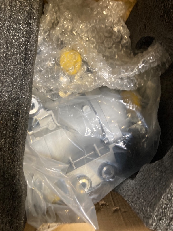 Photo 1 of 11517586925 Electric Engine Water Pump &11537536655 Thermostat Compatible with BMW 125i 130i 323i 325xi 328i 330i 325i 523i 525i 530i 630i 730i X1 X3 X5 Z4 Replace#11517563183 11517546994 11517586924