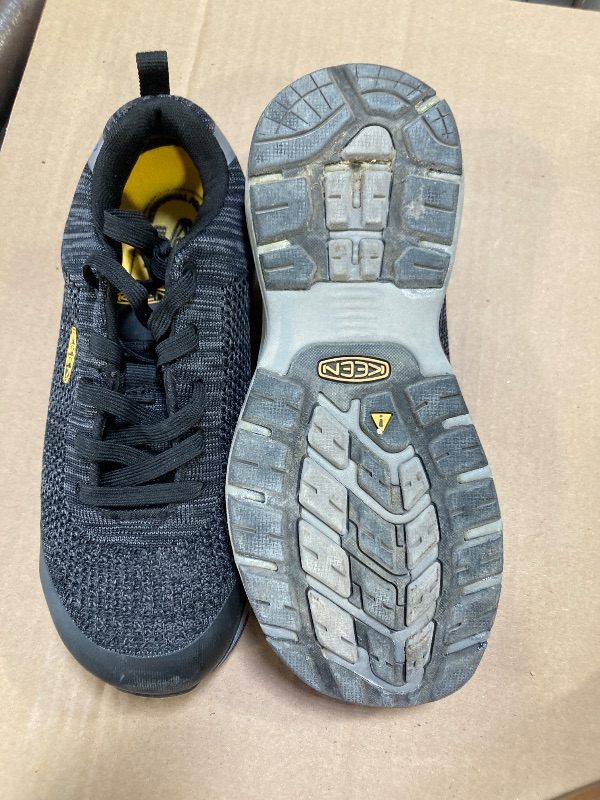 Photo 1 of 6.5 W KEEN Utility - Sparta Low Height Alloy Toe Work Shoes