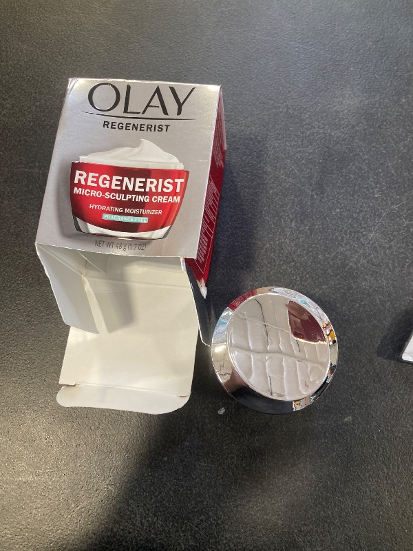 Photo 1 of Olay Regenerist Micro-Sculptng Cream 1.7 Ounce Jar (Fragrance-Free) (50ml) (6 Pack)6