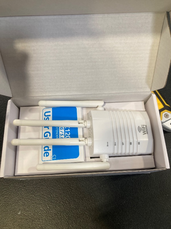 Photo 1 of AOOEPU Dual - Band 2.4G&5G WiFi Extender Signal Booster, WiFi Extender with 4 High - Gain Antennas, WiFi Booster with 2 LAN Ports, WiFi Repeater with 12880 Sq.ft Coverage 105 Devices