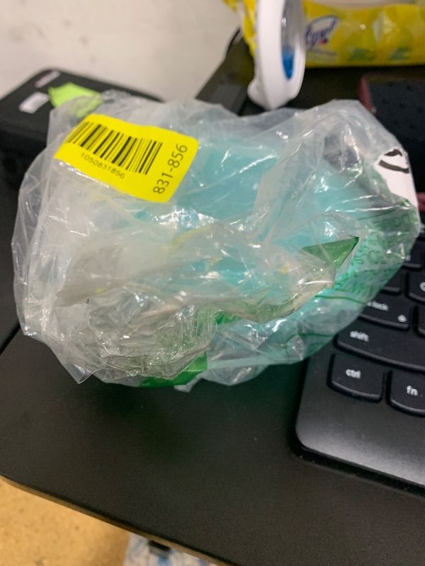 Photo 1 of AIDIMMING Shampoo Bar Holder,Travel Soap Case is Perfect for Holding Round Soap, Silicone Soap Bar Container with Drainage Pad, Bar Soap Box with Lid (Green)