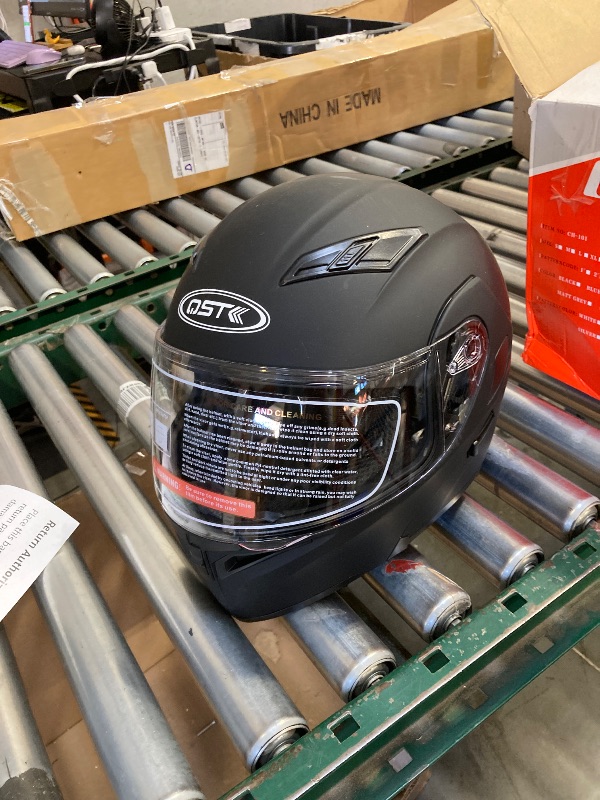 Photo 1 of QST DOT Motorcycle Helmet Bluetooth Dual Visor Flip Full Face Black New Size 5 L