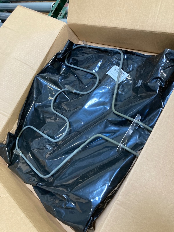 Photo 1 of  WB44T10011 Oven Range Stove Bake Element by Blutoget - Fit for GE Hotpoint Ken-more Oven JBP78WB4WW,JBP66WB4WW, JBP78WB1WW,JCBP80SK2SS - Replace WB44T10059, 820921, AP2030997, PS249286, EAP249286 