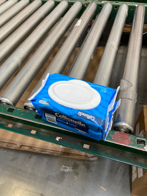 Photo 1 of Cottonelle Fresh Care Flushable Cleansing Cloths Refills 84 Ea Aging May Vary