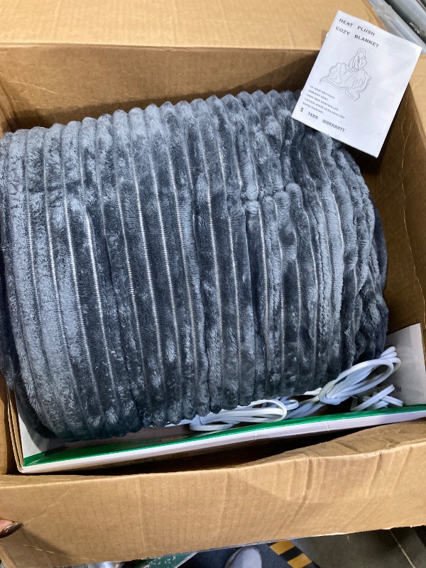 Photo 1 of King Size Qieryun Heated Blanket Electric