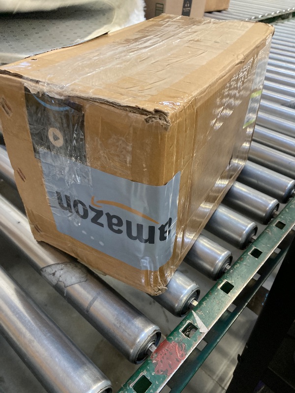 Photo 1 of Sets 3500lb Trailer Axle Trailer Hub Kit 5 Bolt 4.5",5×4.5 Trailer Hub fit 1-1/16" to 1-3/8" Tapered Trailer Spindle,Trailer Hub Assembly,Boat Trailer Hubs 5 Lug (Not Fit for Straight Spindle)