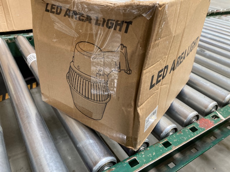 Photo 1 of 250W Equivalent Barn Light with 29W LED bulb Outdoor Dusk to Dawn Area and Flood Light with Photocell UL Listed LED Security Light for barn Garage Yard Warehouse 4000K 3300LM 120Vac Gray 1Pack