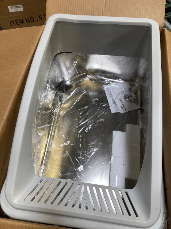 Photo 1 of Stainless Steel Cat Litter Box with High Sides Lid, Extra Large XL Litter Box for Big Cats, Metal Kitty Litter Boxes 
