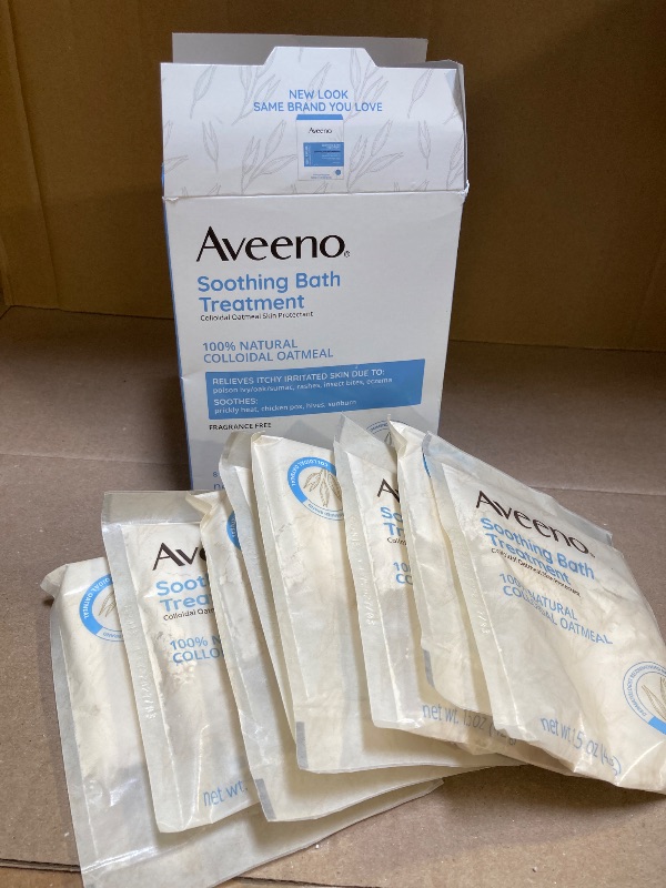 Photo 1 of Aveeno Fragrance-Free Soothing Bath Treatment & Soak for Soothing Relief, 100% Natural Colloidal Oatmeal, Relieves Itchy, Irritated Skin Due to Eczema, 8 Single-Use Bath Packets