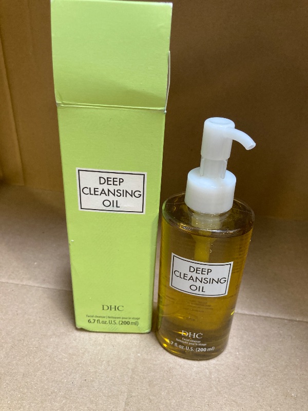 Photo 1 of DHC Deep Cleansing Oil, Facial Cleansing Oil, Makeup Remover, Cleanses without Clogging Pores, Residue-Free, Fragrance and Colorant Free, All Skin Types, 6.7 fl. oz.